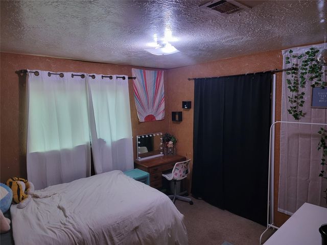 116 N Coffelt Street, Alvin, TX 77511