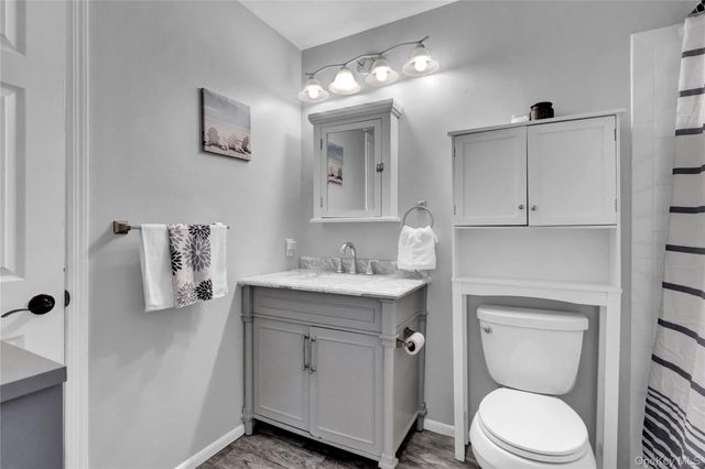 39 Quail Court, Manorville, NY 11949
