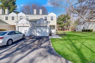 39 Quail Court, Manorville, NY 11949