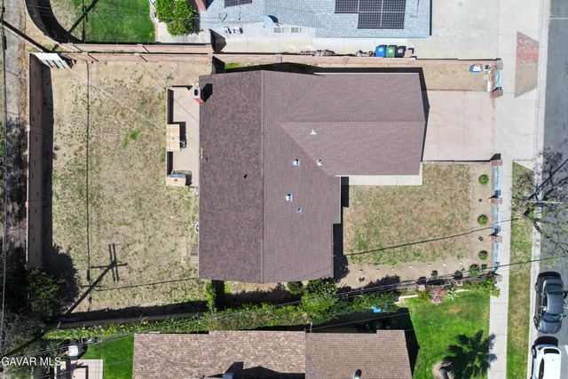 13525 Simshaw Avenue, Sylmar, CA 91342