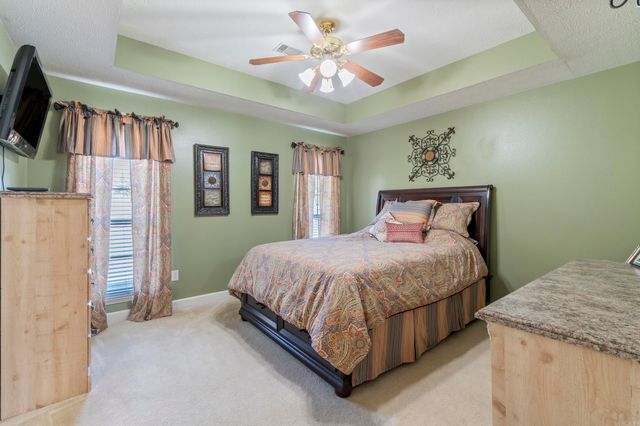 4640 Valiant, Conway, AR 72034