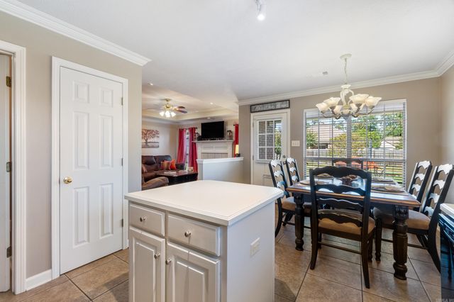 4640 Valiant, Conway, AR 72034