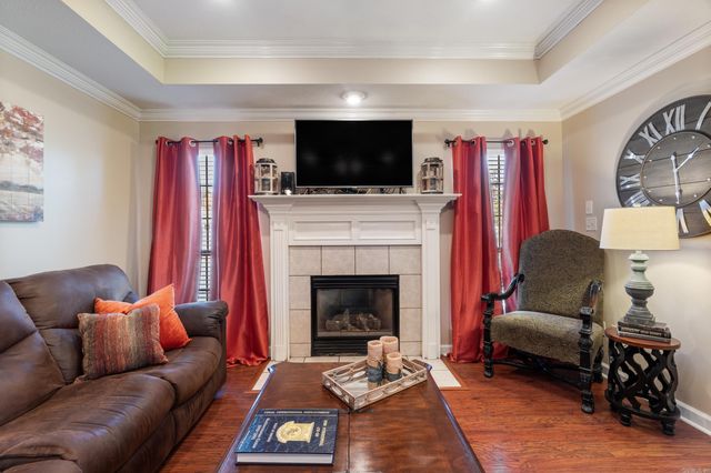 4640 Valiant, Conway, AR 72034