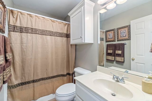 4640 Valiant, Conway, AR 72034