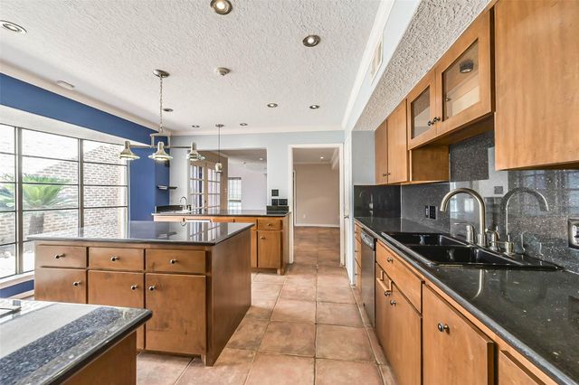 4008 Breakwood Drive, Houston, TX 77025