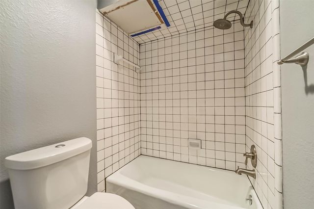 4008 Breakwood Drive, Houston, TX 77025