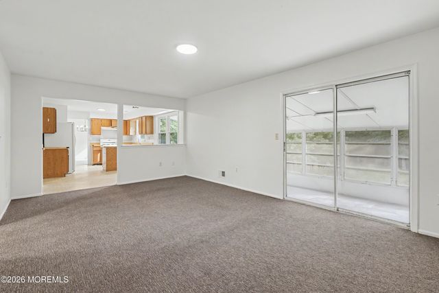 1075 Torremolinos Court, Toms River, NJ 08753