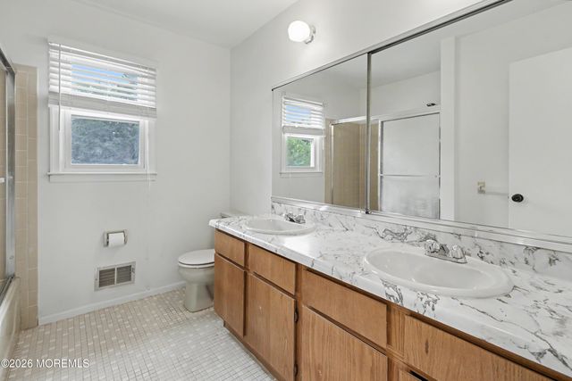 1075 Torremolinos Court, Toms River, NJ 08753