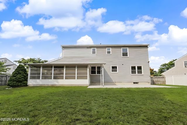 1075 Torremolinos Court, Toms River, NJ 08753