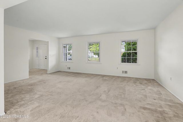 1075 Torremolinos Court, Toms River, NJ 08753