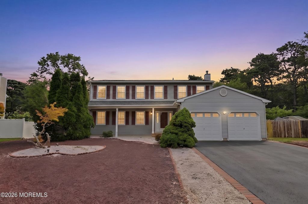 1075 Torremolinos Court, Toms River, NJ 08753