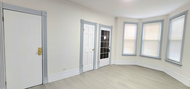 3520 S Winchester Avenue G, Chicago, IL 60609