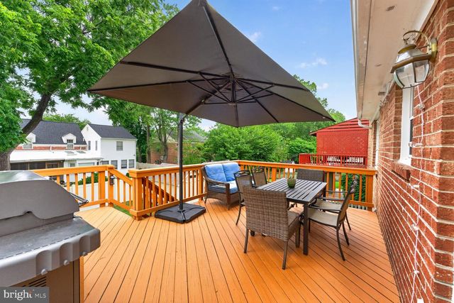 1240 PINE HILL RD, Mclean, VA 22101