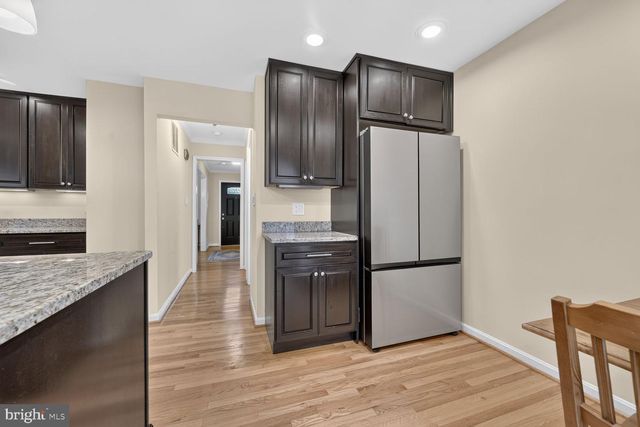 1240 PINE HILL RD, Mclean, VA 22101