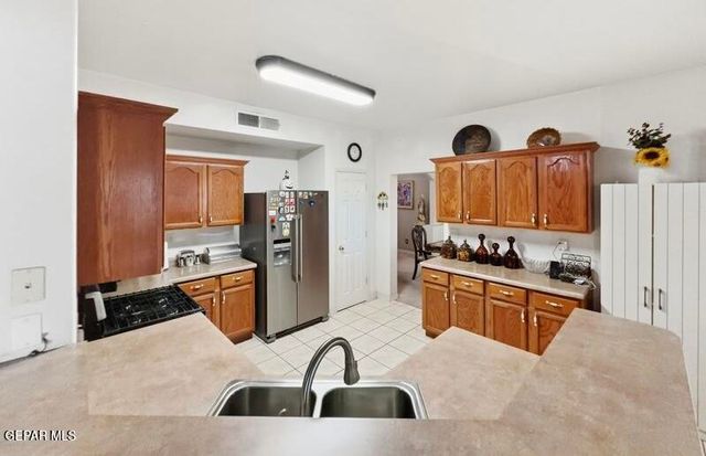 13704 Paseo De Fe Circle, Horizon City, TX 79928