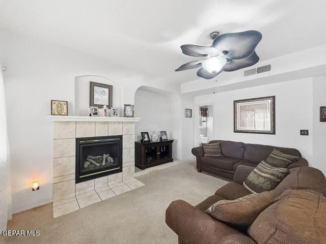 13704 Paseo De Fe Circle, Horizon City, TX 79928
