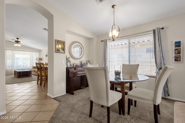 672 N BRIDLEGATE Drive, Gilbert, AZ 85234