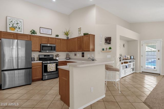 672 N BRIDLEGATE Drive, Gilbert, AZ 85234