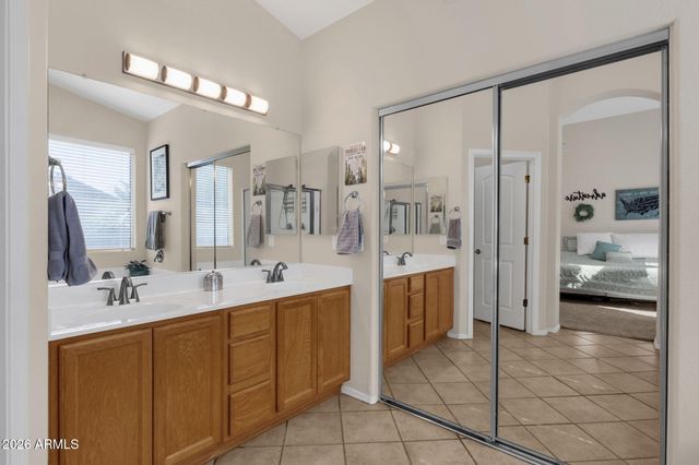 672 N BRIDLEGATE Drive, Gilbert, AZ 85234