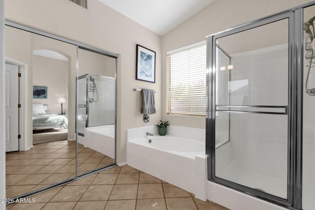 672 N BRIDLEGATE Drive, Gilbert, AZ 85234