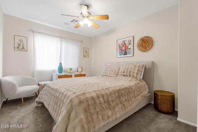 672 N BRIDLEGATE Drive, Gilbert, AZ 85234