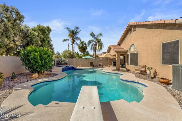 672 N BRIDLEGATE Drive, Gilbert, AZ 85234