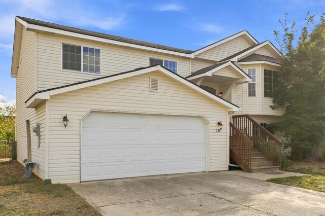 328 E Beverly Ave, Medical Lake, WA 99022