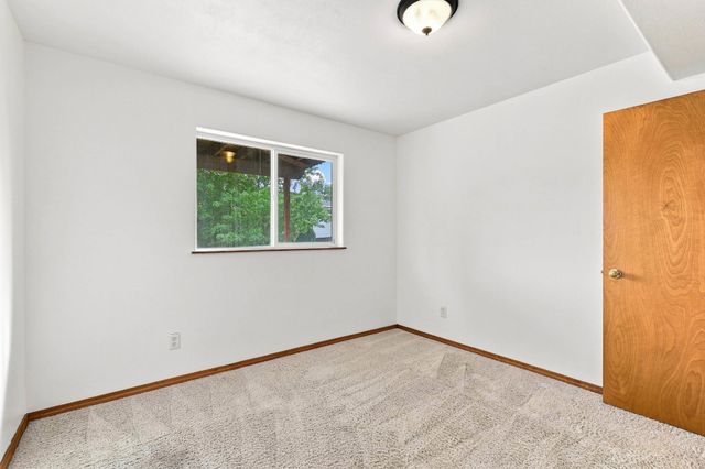 328 E Beverly Ave, Medical Lake, WA 99022