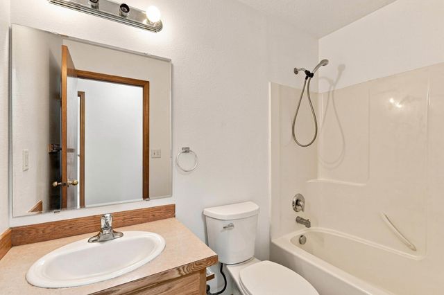328 E Beverly Ave, Medical Lake, WA 99022