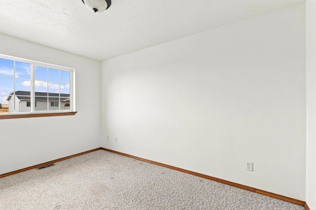 328 E Beverly Ave, Medical Lake, WA 99022