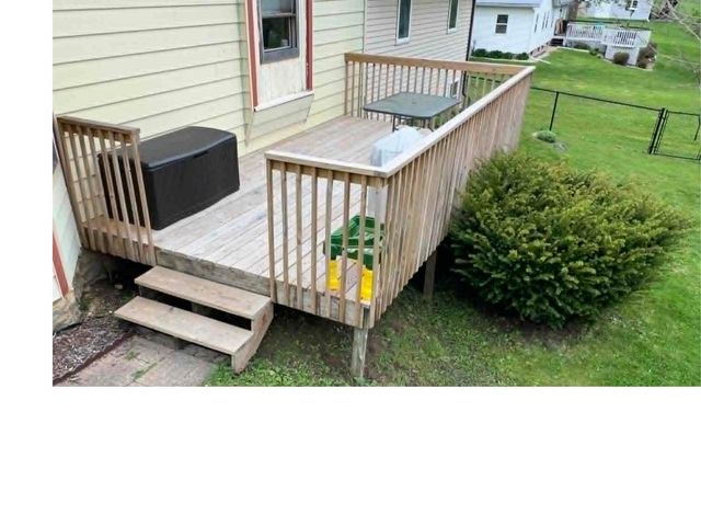 203 Main Street, Ridgeway, WI 53582