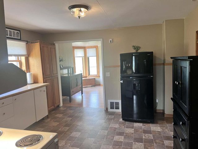 203 Main Street, Ridgeway, WI 53582