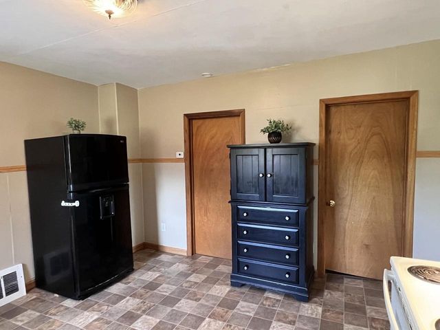 203 Main Street, Ridgeway, WI 53582
