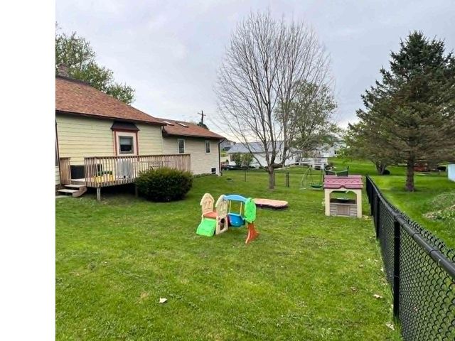 203 Main Street, Ridgeway, WI 53582