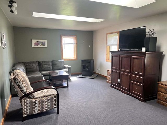 203 Main Street, Ridgeway, WI 53582