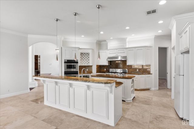 11509 Haydock Court, Bakersfield, CA 93311
