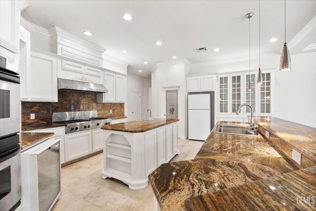 11509 Haydock Court, Bakersfield, CA 93311