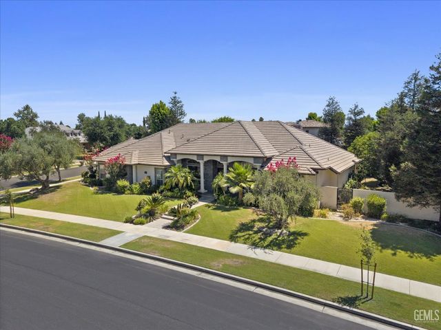 11509 Haydock Court, Bakersfield, CA 93311