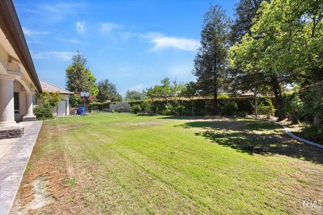 11509 Haydock Court, Bakersfield, CA 93311