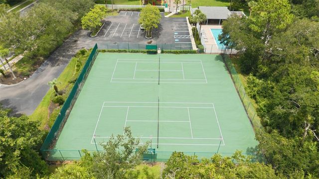 5852 AUTUMN SHIRE, Zephyrhills, FL 33541