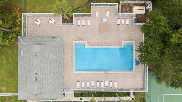 5852 AUTUMN SHIRE, Zephyrhills, FL 33541