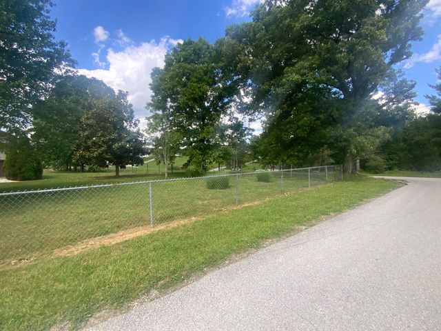24 Heritage Drive, Strunk, KY 42649