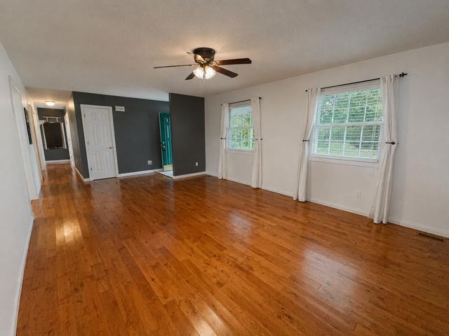 24 Heritage Drive, Strunk, KY 42649