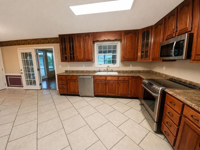 24 Heritage Drive, Strunk, KY 42649