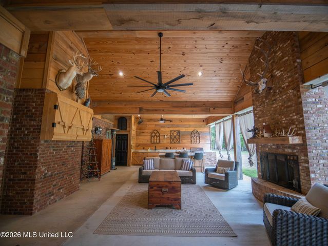 5214 Hwy 22, 5214, Flora, MS 39071