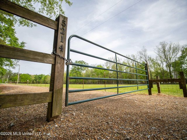 5214 Hwy 22, 5214, Flora, MS 39071