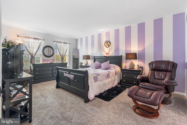 19 HOWARD ST, Carneys Point, NJ 08069