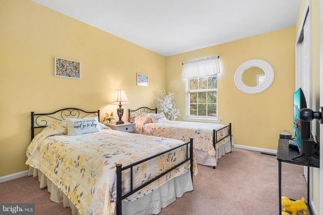 19 HOWARD ST, Carneys Point, NJ 08069