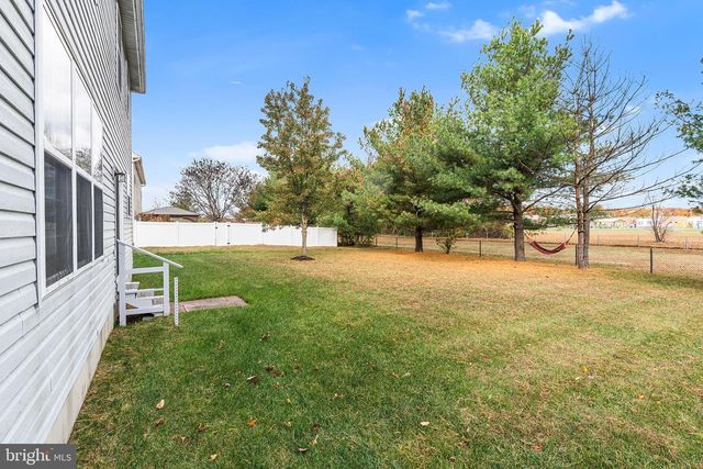 19 HOWARD ST, Carneys Point, NJ 08069