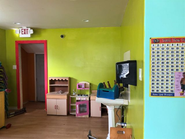 9317 Homestead Road, Houston, TX 77016